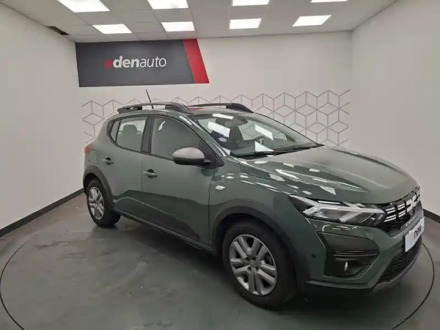 Dacia Sandero tce 110 — photo 12