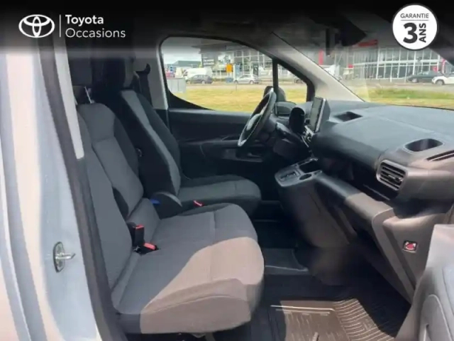 Toyota Proace city electric medium 50 kwh business mc23 — photo 12
