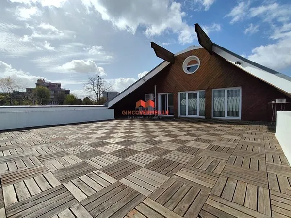 Bureaux Eragny 160.60 m2 + grande terrasse