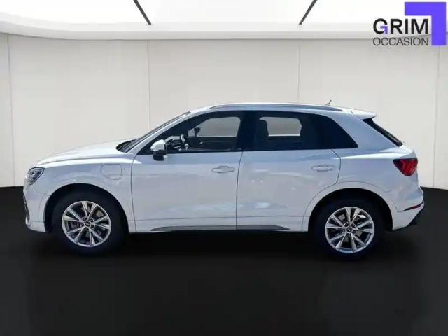 Audi Q3 45 tfsie 245 ch s tronic 6 — photo 20