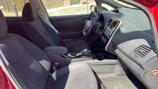 Nissan Leaf 109 24kWh - Acenta – 2013 – 94998 km – Électrique – Boîte Automatique — photo 7