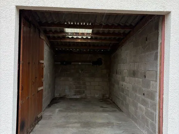 Garage et parking Location Bois-d'Arcy 150€