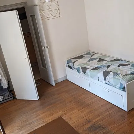 Loue studio st etienne 22 m2