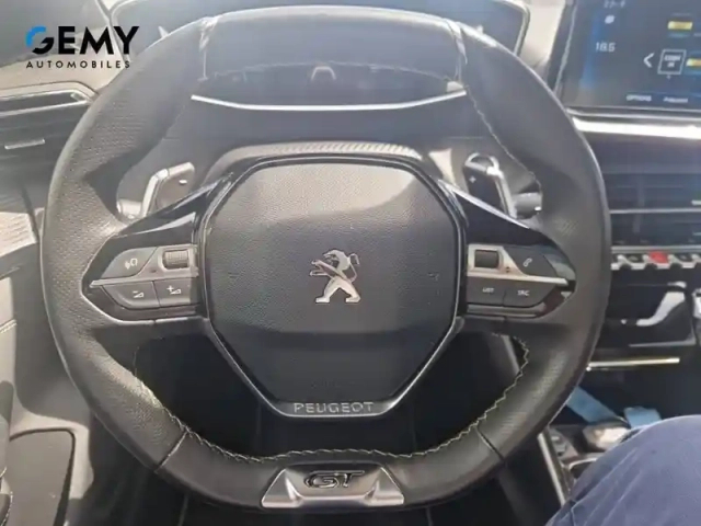 Peugeot 208 puretech 100 s&amp;s eat8 — photo 19