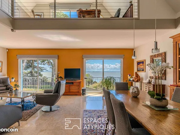 Villa 8 pièces 250 m²