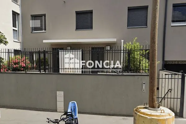 Stationnement Location Villeurbanne   92€
