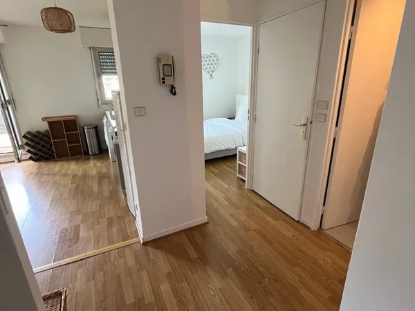Loue appartement 41m² Paris 15ème (à nouveau disponible)