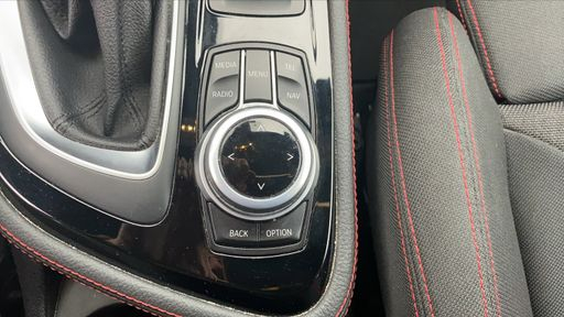 BMW Serie 2 Active Tourer 218d 150 Steptronic8 - Sport – 2017 – 155569 km – Diesel – Boîte Automatique — photo 10