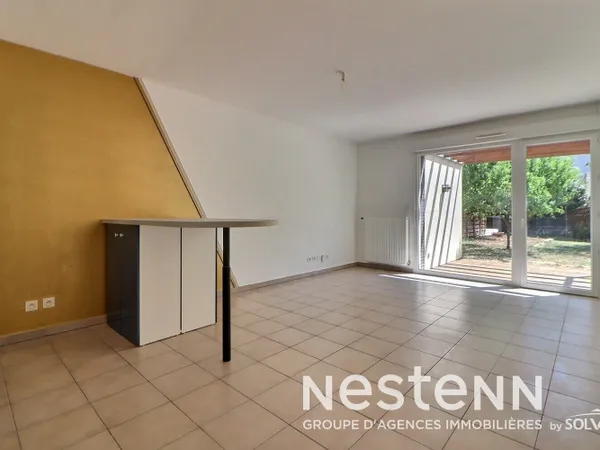 Apaprtement 4 pièces 80m2, rez-de-jardin 130m², terrasse, garage PMR