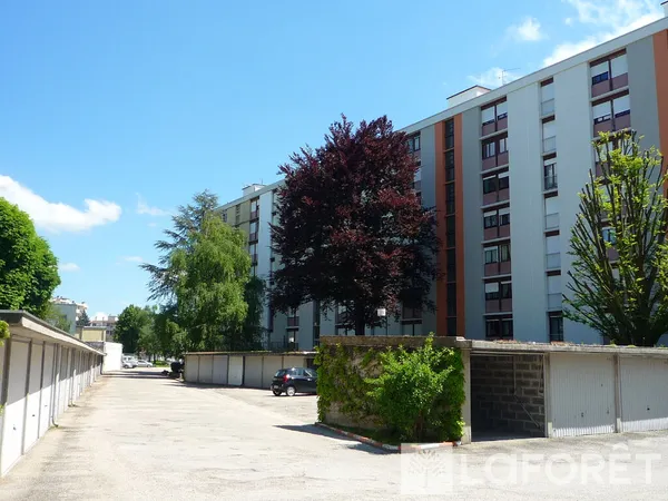 Appartement 4 pièces 74 m²