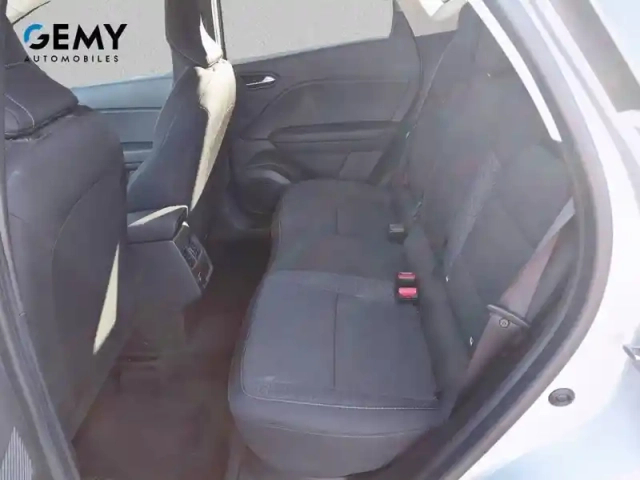Renault Captur tce 90 — photo 10