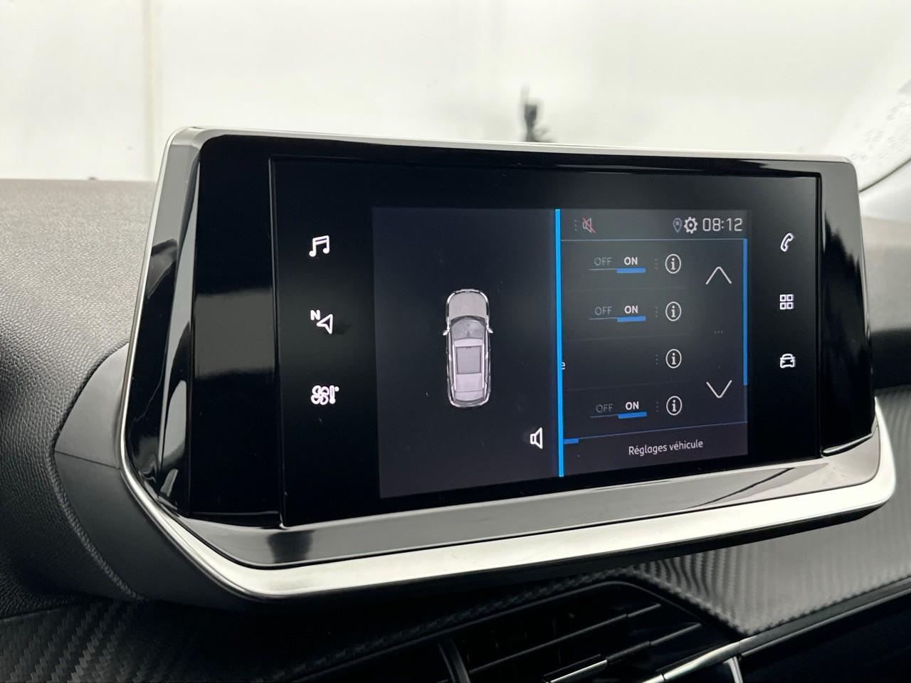 Peugeot 2008 puretech 130 s&s eat8 allure — photo 25