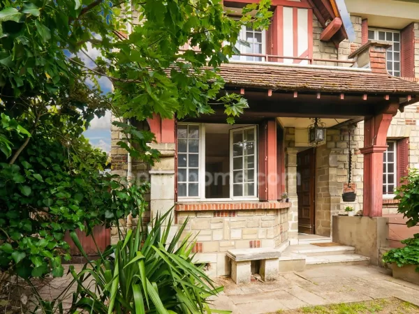 Maison 8 pièces 175 m²