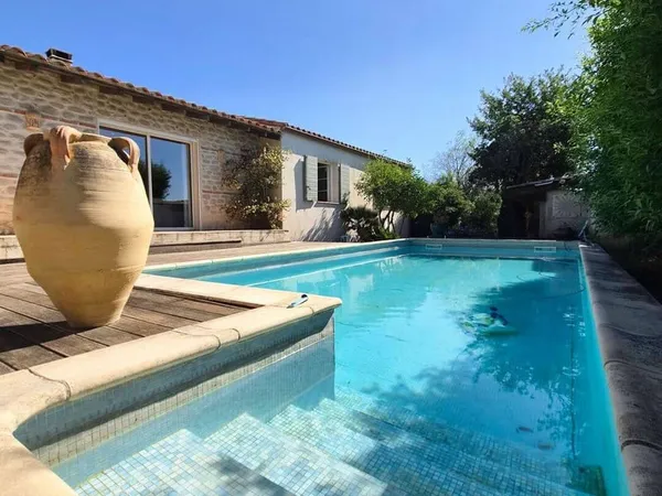 Maison de plain-pied 4 pièces 175 m²