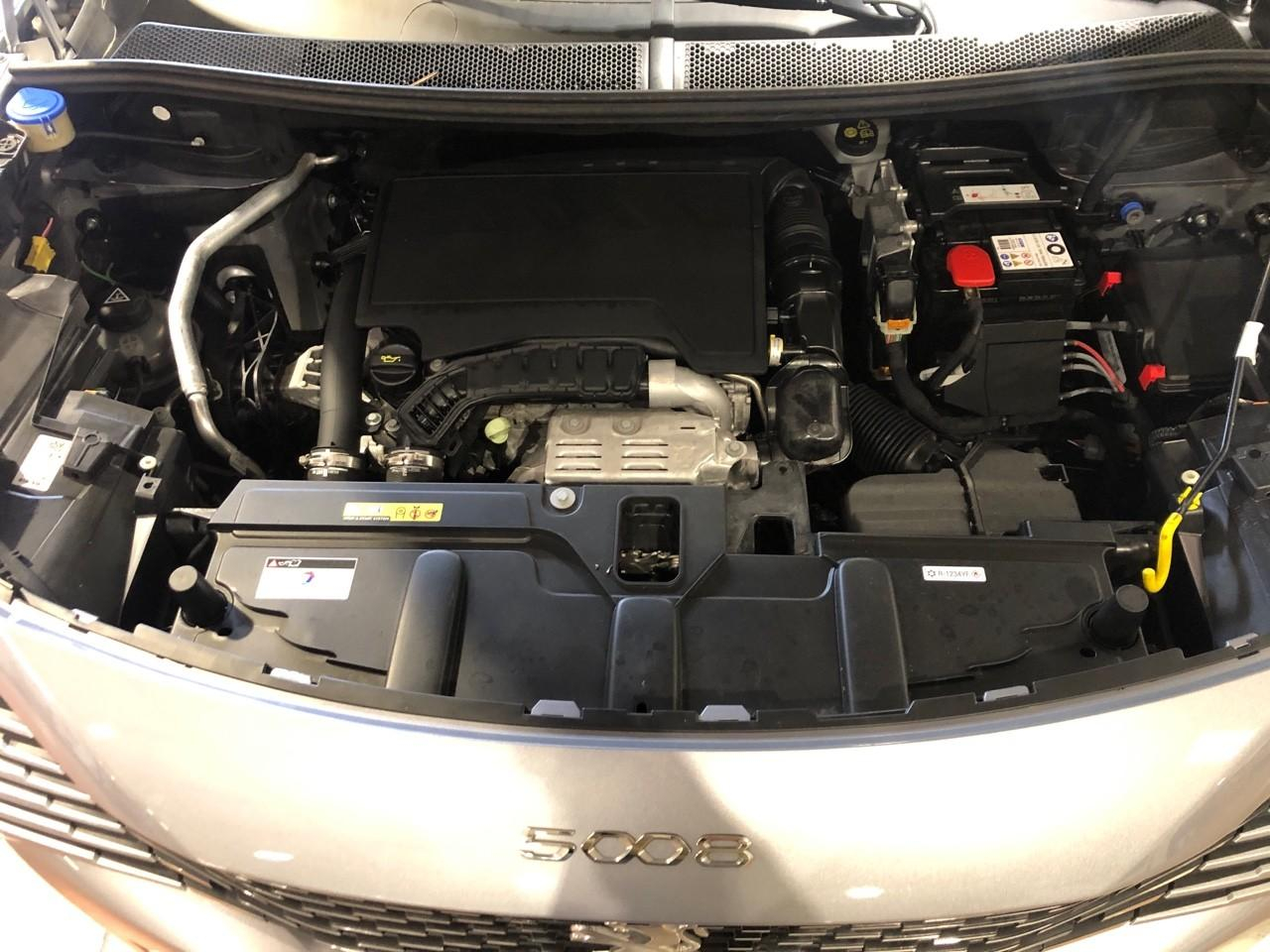 Peugeot 5008 puretech 130ch s&s eat8 allure pack — photo 14