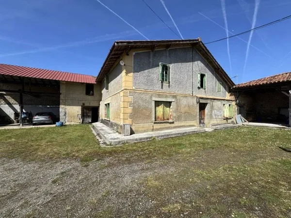 Maison 6 pièces 300 m²
