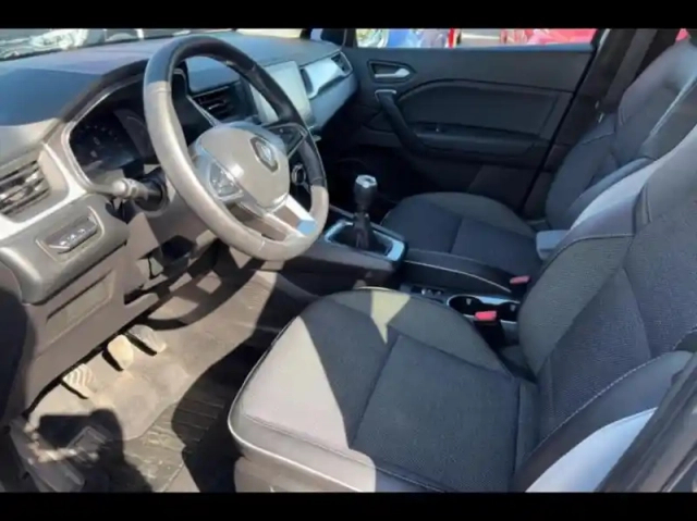 Renault Captur 1.0 tce 90ch techno — photo 10
