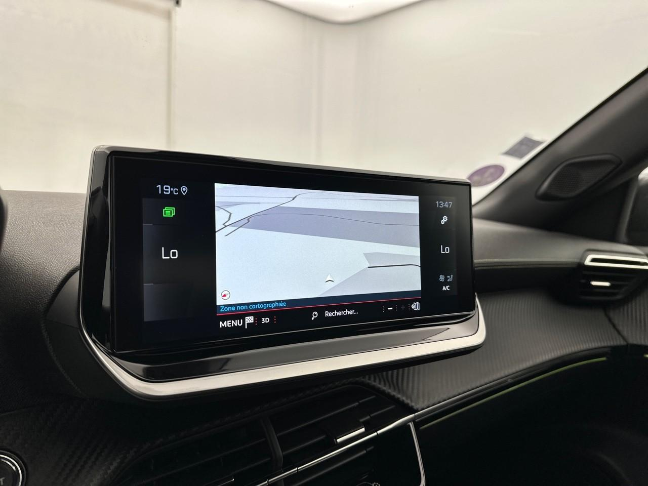 Peugeot 2008 puretech 130 s&s eat8 gt — photo 10