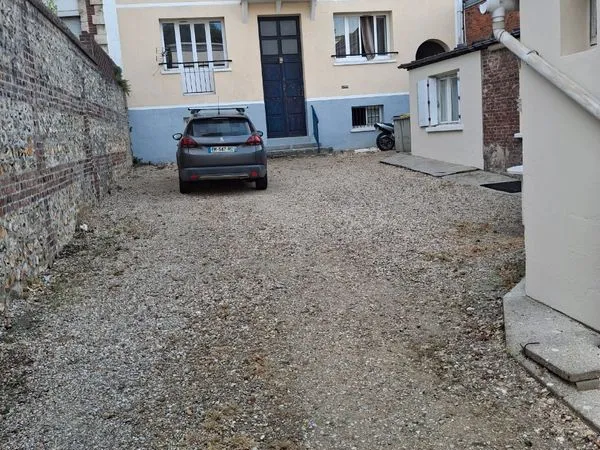 Immeuble de rapport 5 pièces