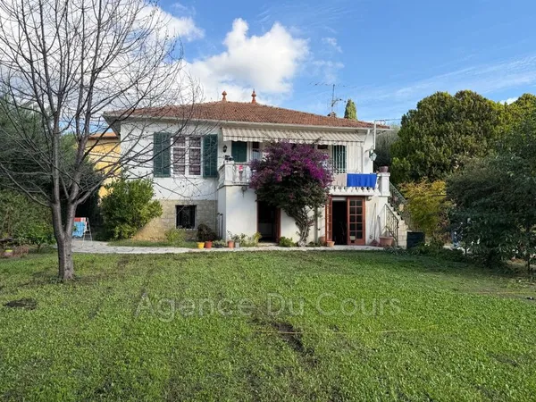 Villa 5 pièces 140 m²