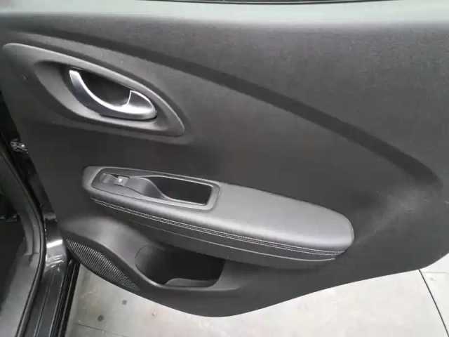 Renault Kadjar blue dci 115 edc — photo 23