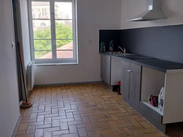Location F2 Montier en Der