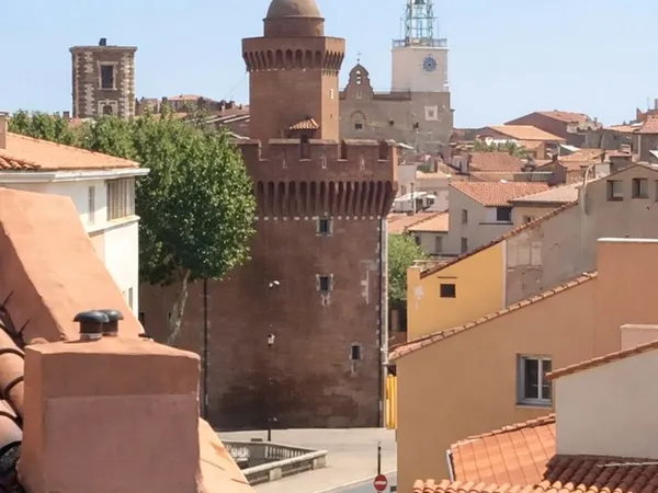 CV Perpignan/ Secteur Recherché/TB T2 44M2 Refait à neuf