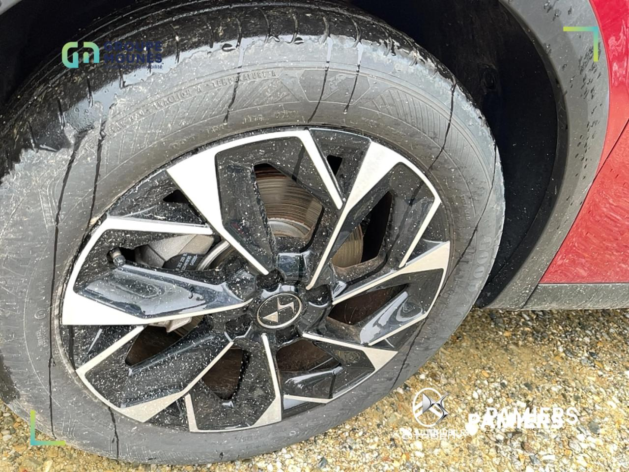 Ds Ds 3 bev 54kwh e-tense opera auto — photo 11