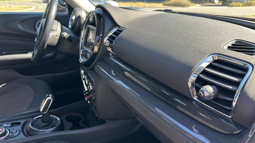 Mini Clubman 2.0 Cooper D 150 Steptronic8 - Business – 2018 – 146409 km – Diesel – Boîte Automatique — photo 35