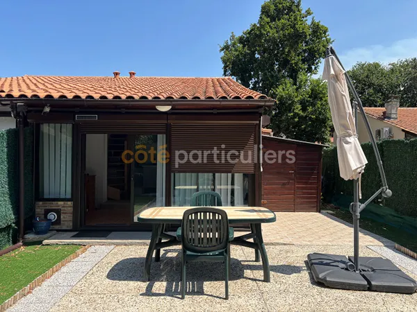 SOULAC-SUR-MER, pavillon de 30 m2 avec jardin privatif.