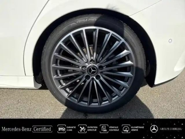 Mercedes Classe A 180 d 116ch amg line 8g-dct — photo 13