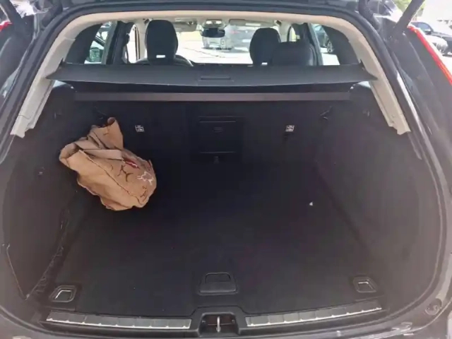 Volvo Xc60 t6 awd hybride rechargeable 253 ch+145 ch geartronic 8 — photo 7