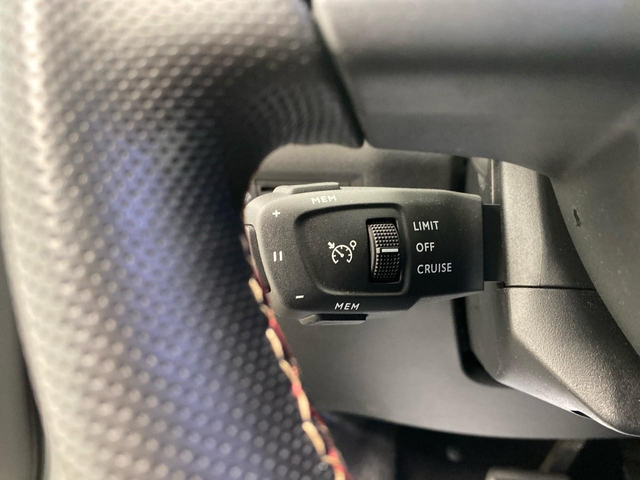Ds Ds 3 crossback puretech 130 eat8 performance line — photo 19