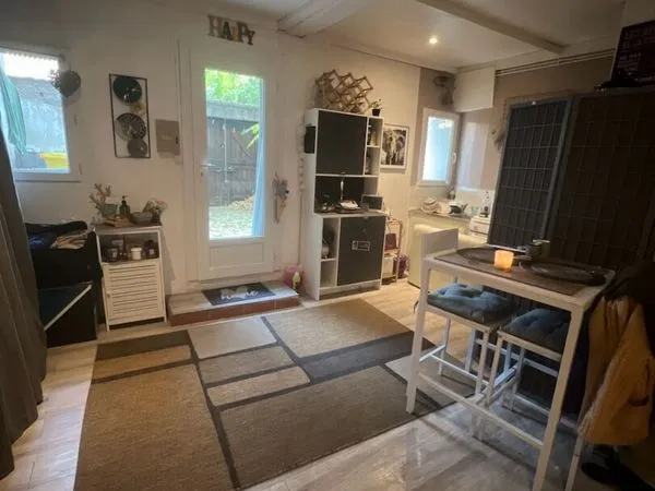 Studio 1 pièce 25 m²
