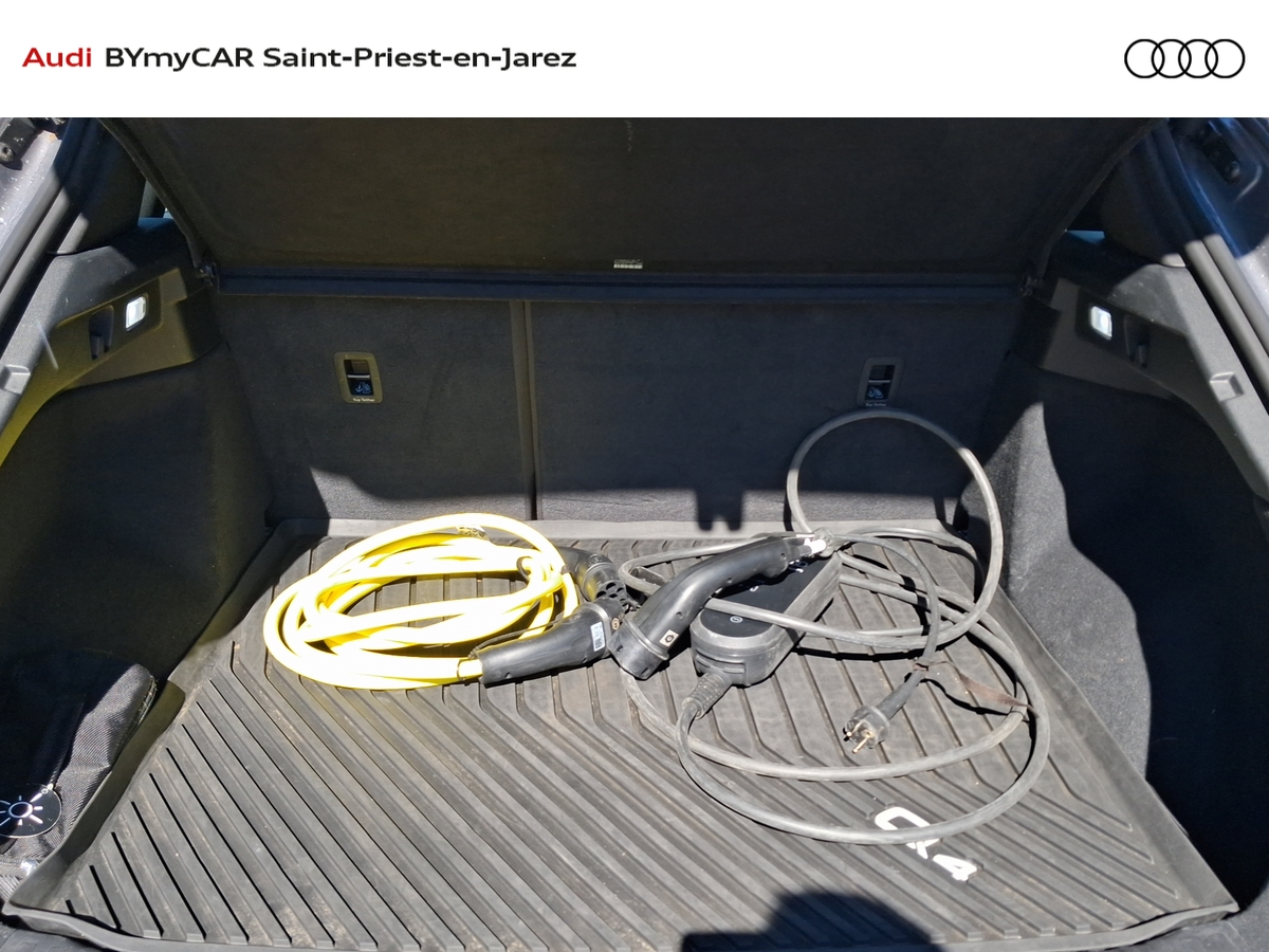 Audi Q4 e-tron 40 204 ch 82 kWh — photo 16