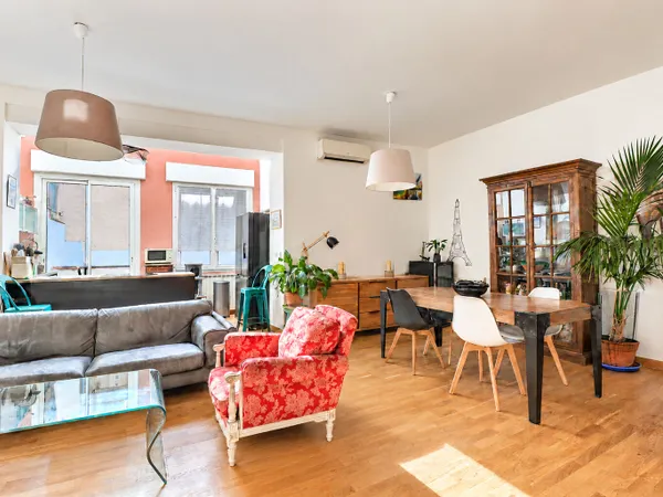 Appartement Marseille 4 pièce(s) an duplex avec extérieur