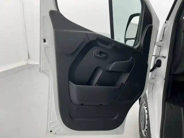 Renault Master fgn trac f3500 l2h2 blue dci 135 — photo 53