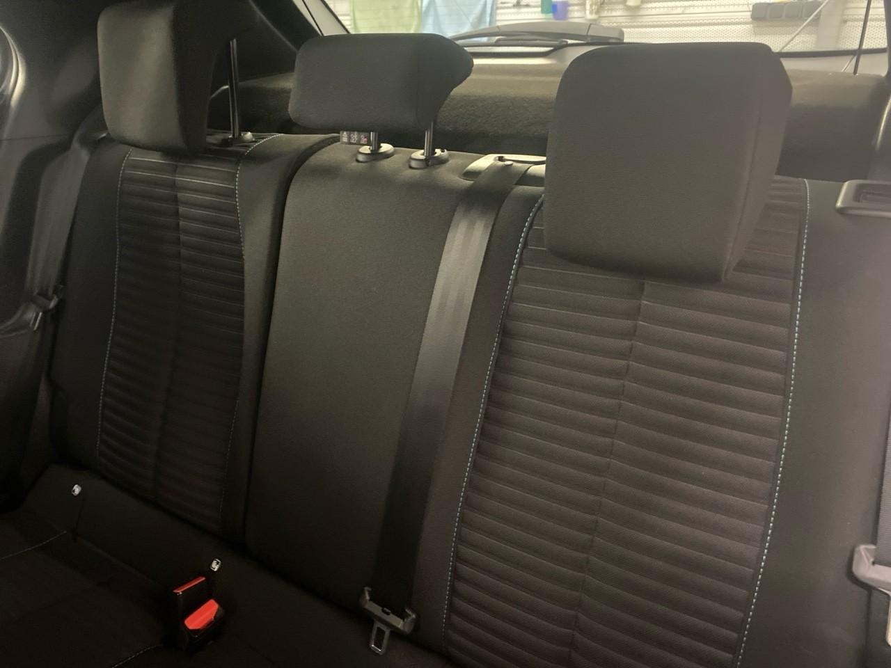 Peugeot 2008 puretech 100 s&s bvm6 style — photo 13