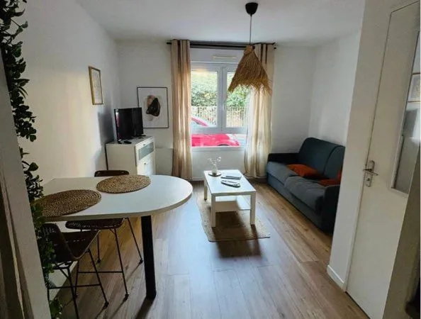 Studio - quartier république - libre - idéal investissement