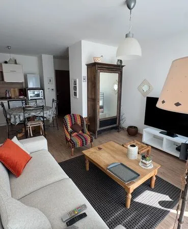 À VENDRE / À LOUER - Superbe Appartement T2 de 43 m² avec terrasse Sud-Ouest, cave et parking
