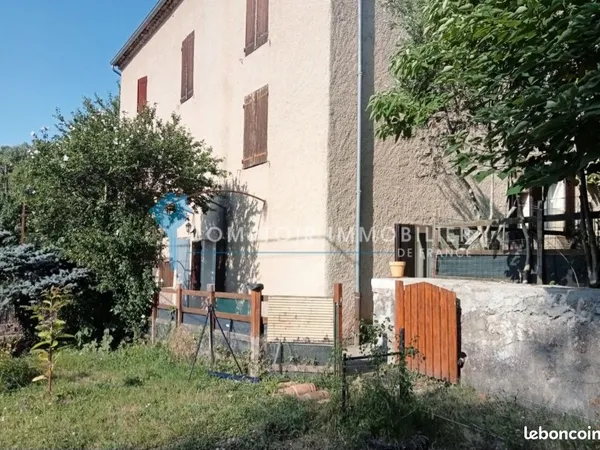 Maison de village