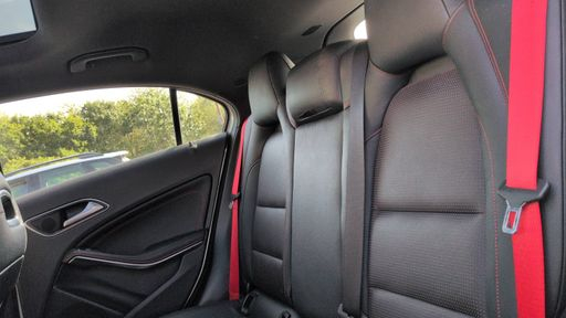 Mercedes Classe A 2.0 250 211 7G-DCT - Sport – 2015 – 123638 km – Essence – Boîte Automatique — photo 17