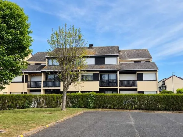 Studio 1 pièce 28 m²