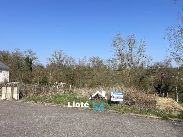 Terrain 807 m²