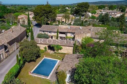 Maison 15 pièces 308 m²