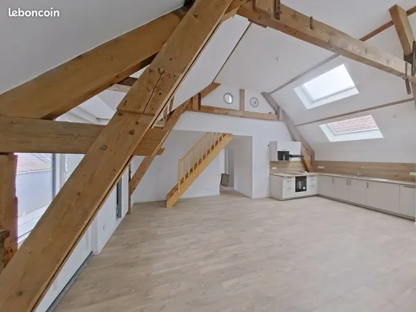 Appartement T4 entièrement rénové