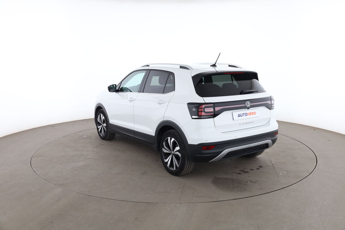 Volkswagen T-Cross 1.0 TSI Carat DSG — photo 3