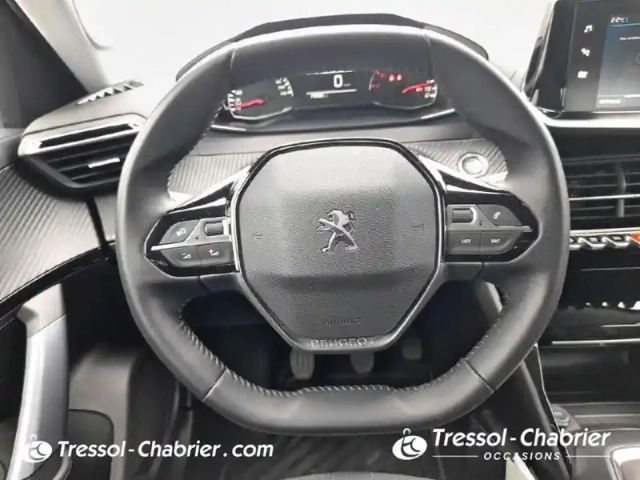 Peugeot 2008 puretech 130 s&amp;s bvm6 allure — photo 12