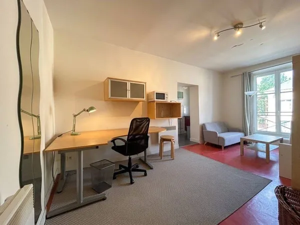Studio 1 pièce 24 m²