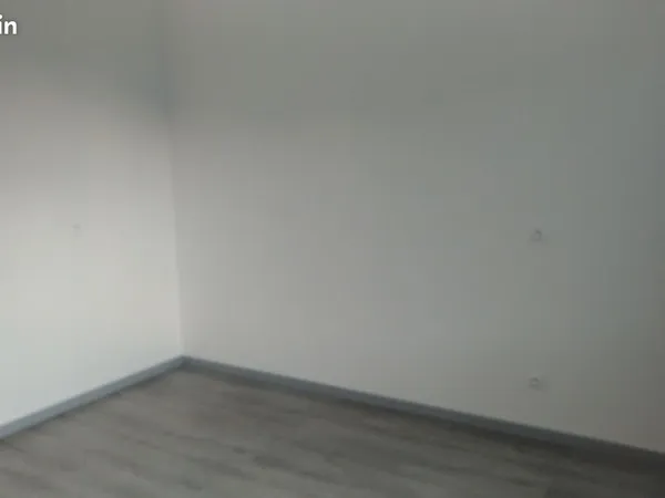 Plain pied 35m2 libre a 2.5 km Pionsat 63330